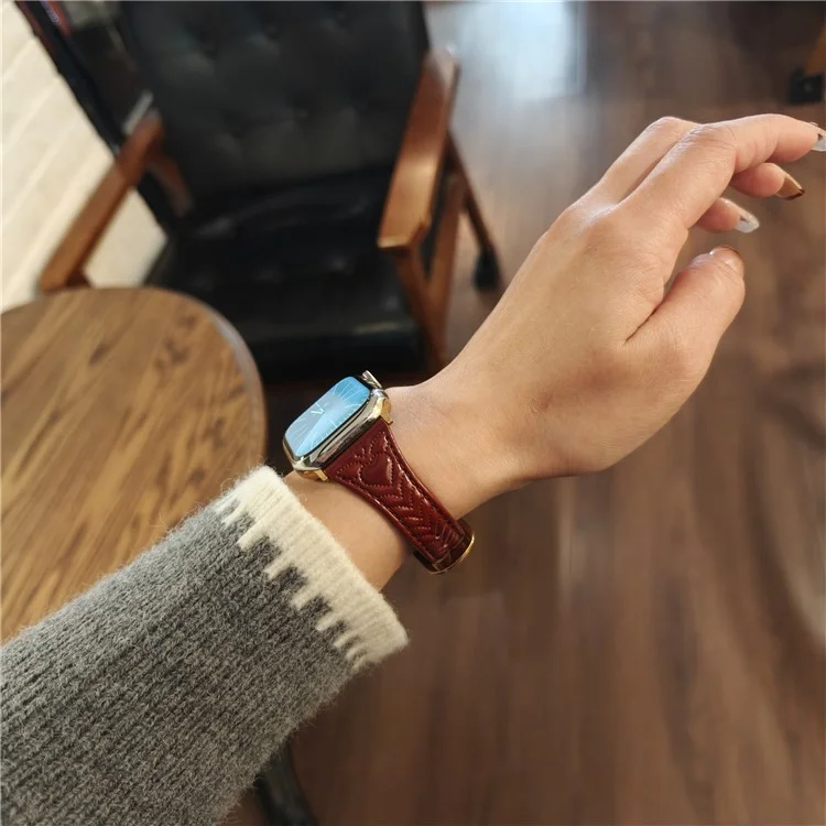 Watch Band For Apple Watch Series 10 9 8 7 SE 6 5 4 3 2 1 42mm 41mm 40mm 38mm Heart Pattern Embossed Genuine Leather Strap - Wine Red