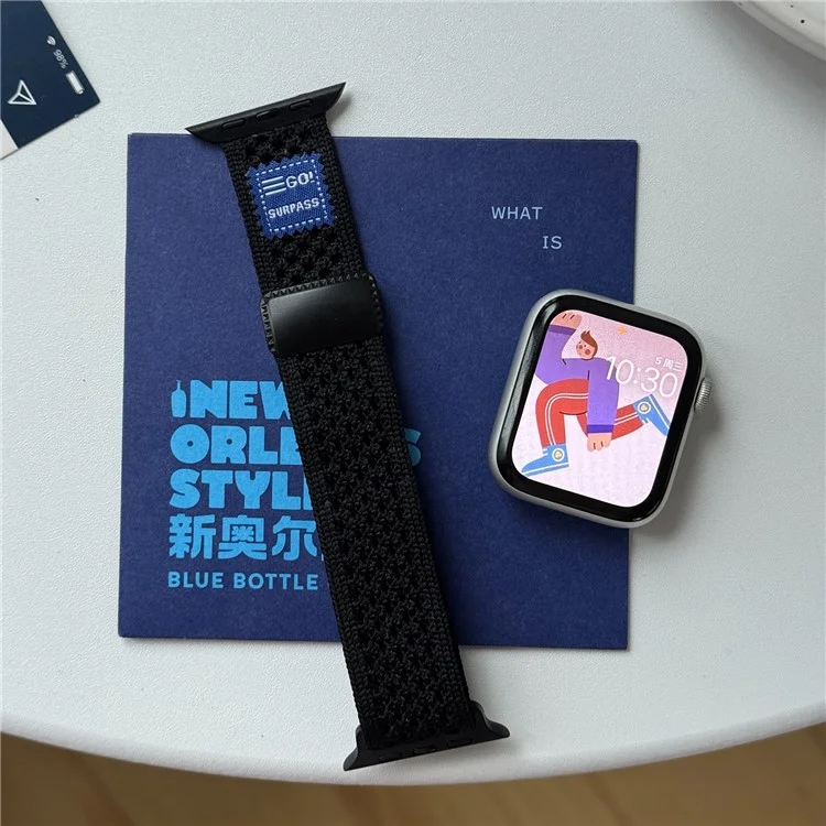 Bracelet pour Apple Watch Series 10 9 8 7 SE (2023) SE (2022) SE 3 2 1 42mm 41mm 40mm 38mm Nylon Sport Respirant - Noir