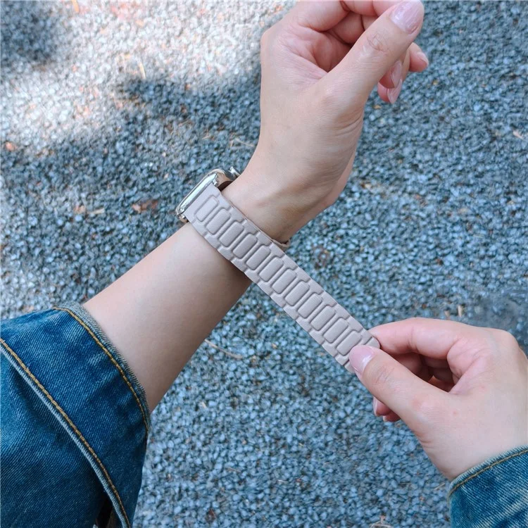 Watch Band For Apple Watch Series 10 9 8 7 SE 6 5 4 3 2 1 42mm 41mm 40mm 38mm 3-Bead Magnetic Leather Strap - Khaki