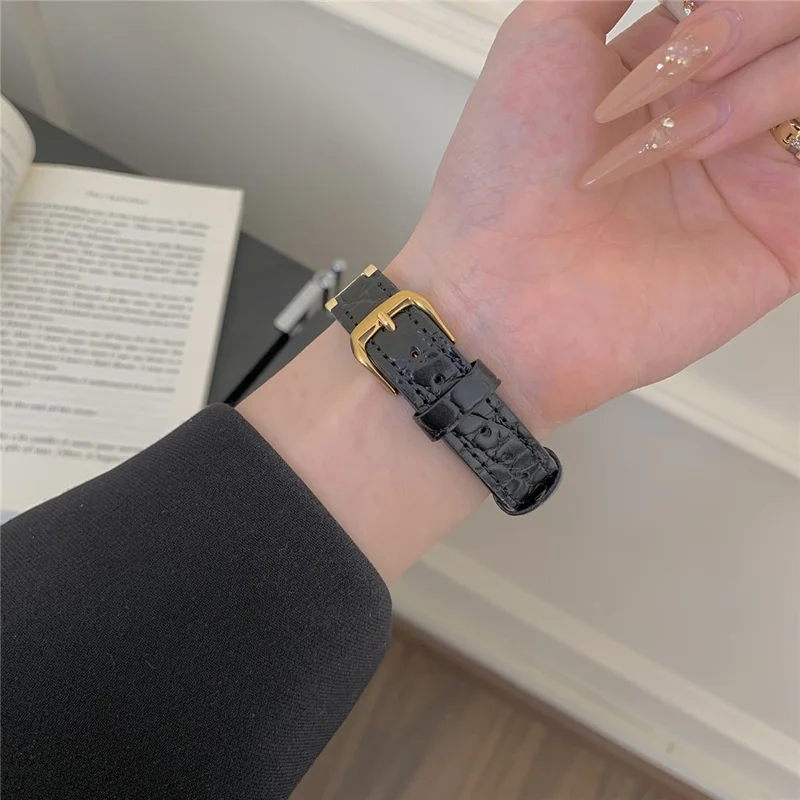 Bracelet de montre pour Apple Watch Series 10 9 8 7 SE 6 5 4 3 2 1 42mm 41mm 40mm 38mm Décor en Zircon Bracelet en Cuir de Vache Véritable - Noir