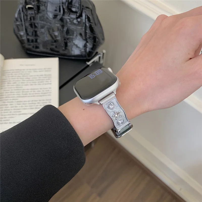 Correa para Apple Watch Series 10 Ultra 9 8 7 SE 6 5 4 3 2 1 de 46 mm, 49 mm, 45 mm, 44 mm, 42 mm, decoración de circonita, correa de cuero genuino de vaca - Azul bebé
