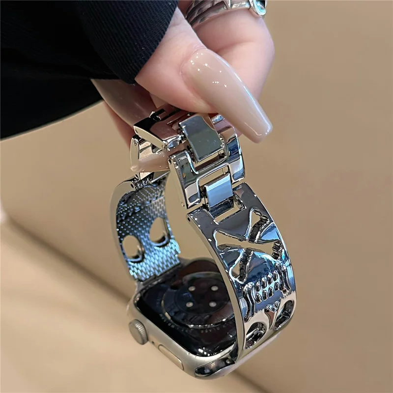 Watch Band For Apple Watch Series 10 9 8 7 SE 6 5 4 3 2 1 42mm 41mm 40mm 38mm Skull Design Breathable Metal Alloy Strap - Silver