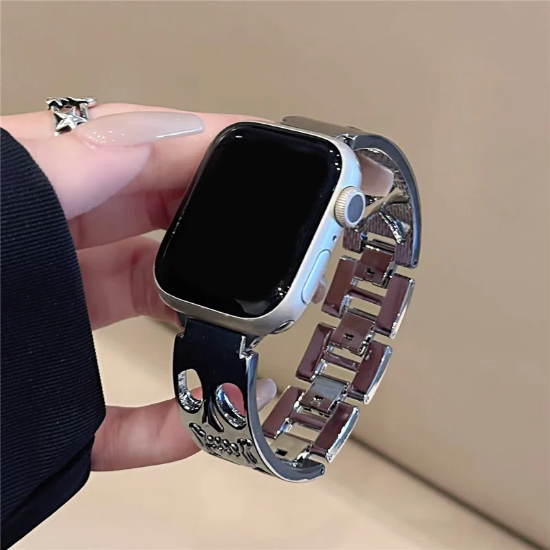 Watch Band For Apple Watch Series 10 Ultra 9 8 7 SE 6 5 4 3 2 1 46mm 49mm 45mm 44mm 42mm Skull Design Breathable Metal Alloy Strap - Silver