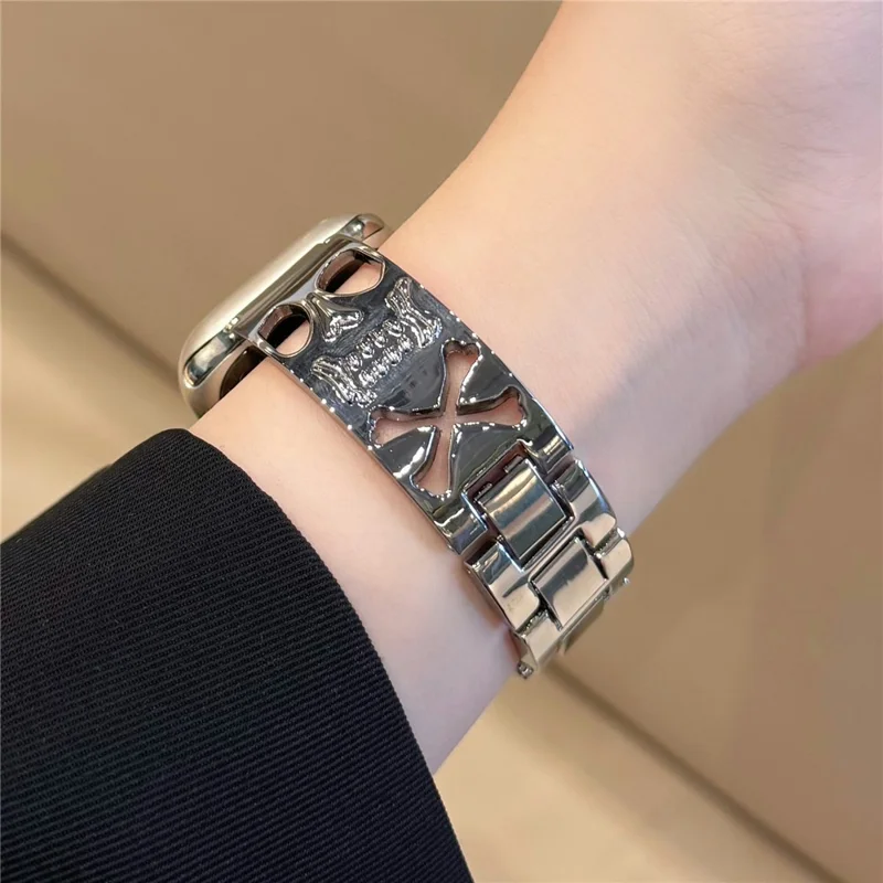 Watch Band For Apple Watch Series 10 Ultra 9 8 7 SE 6 5 4 3 2 1 46mm 49mm 45mm 44mm 42mm Skull Design Breathable Metal Alloy Strap - Silver
