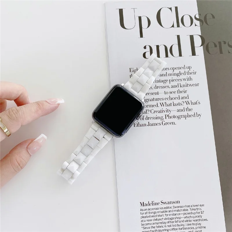 Watch Band For Apple Watch Series 10 9 8 7 SE 6 5 4 3 2 1 42mm 41mm 40mm 38mm Ceramic Rhombus Grid Pattern Strap - White