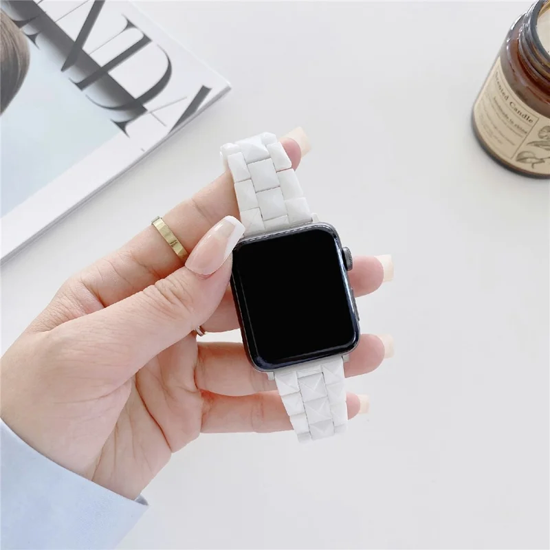 Watch Band For Apple Watch Series 10 Ultra 9 8 7 SE 6 5 4 3 2 1 46mm 49mm 45mm 44mm 42mm Ceramic Rhombus Grid Pattern Strap - White