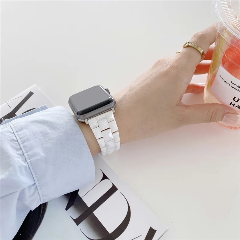 Watch Band For Apple Watch Series 10 Ultra 9 8 7 SE 6 5 4 3 2 1 46mm 49mm 45mm 44mm 42mm Ceramic Rhombus Grid Pattern Strap - White