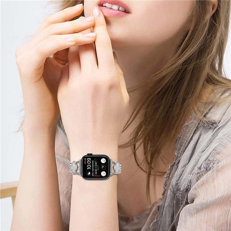 Zinc Alloy Watch Band For Apple Watch Series 10 Ultra 9 8 7 SE 6 5 4 3 2 1 46mm 49mm 45mm 44mm 40mm Clover Chain Strap - Silver / Colorful