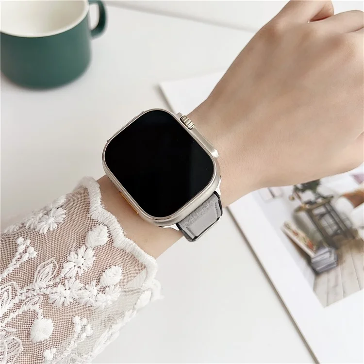 Watch Band for Apple Watch Series 10 Ultra 9 8 7 SE 6 5 4 3 2 1 46mm 49mm 45mm 44mm 42mm Napa Texture PU Covered Silicone Strap - Light Brown