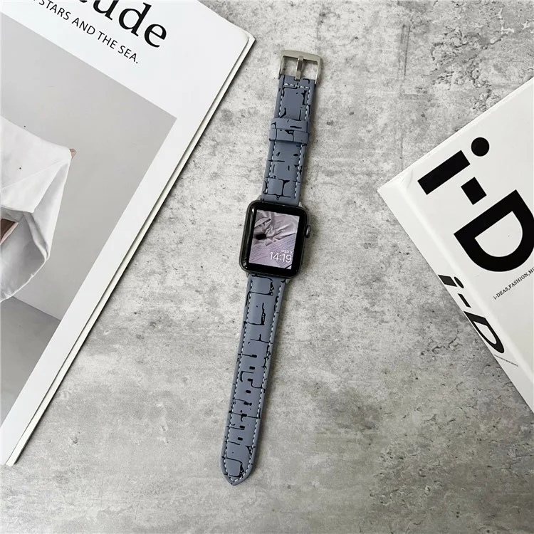 Cinturini da Polso in Pelle con Motivo per Apple Watch Series 10 9 8 7 SE 6 5 4 3 2 1 42mm 41mm 40mm 38mm - Blu Chiaro