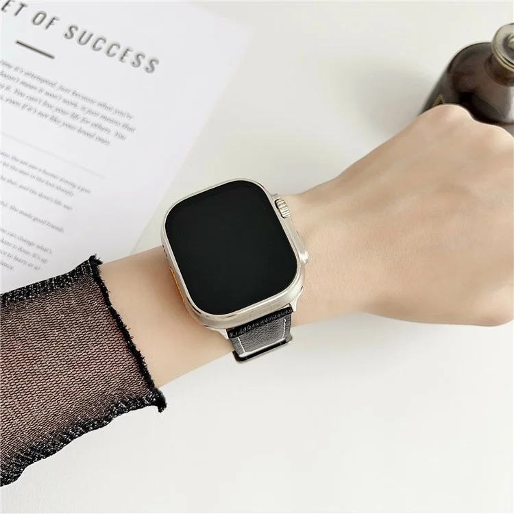 Palm Pattern Leather Watch Bands For Apple Watch Series 10 9 8 7 SE 6 5 4 3 2 1 42mm 41mm 40mm 38mm - Black