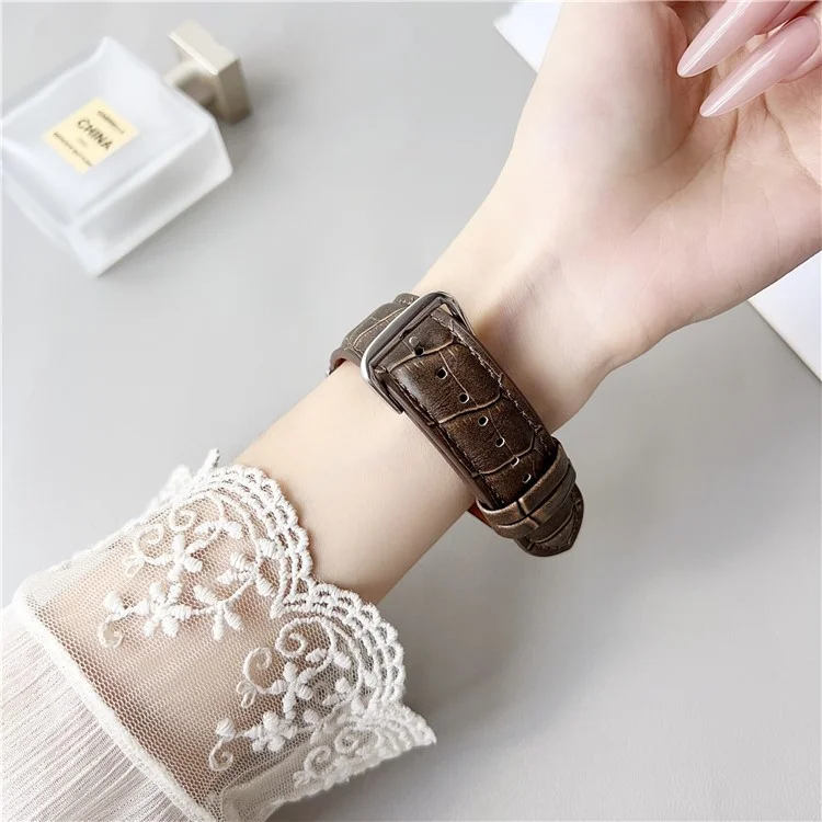 Replacement Strap for Apple Watch Series 10 Ultra 9 8 7 SE 6 5 4 3 2 1 46mm 49mm 45mm 44mm 42mm Bamboo Pattern Leather Watch Band - Tan