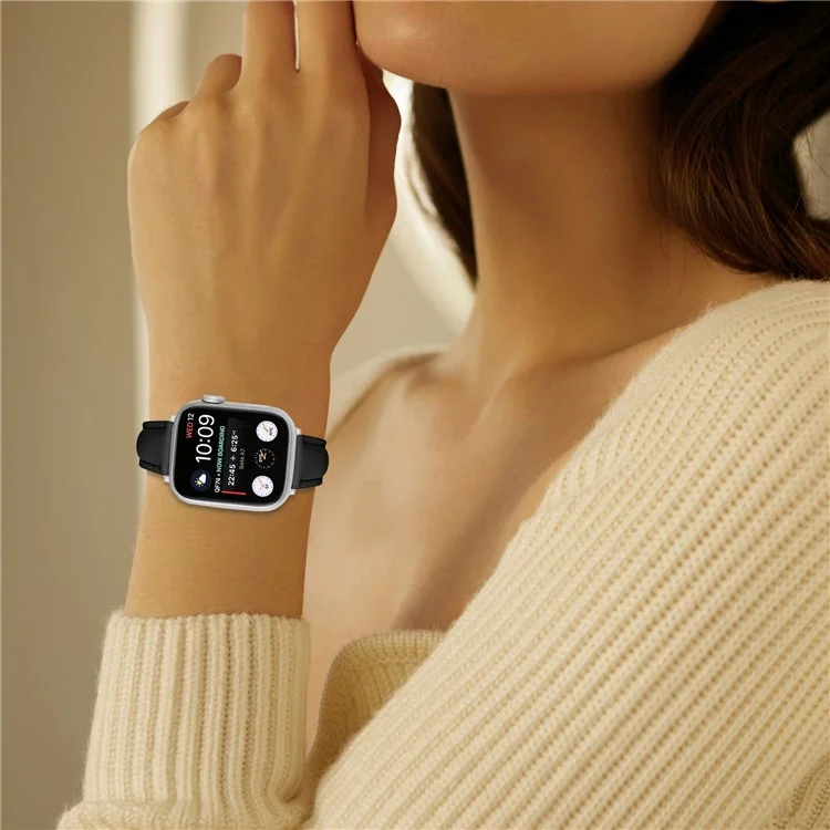 Pulseira de Couro Genuíno para Apple Watch Series 10 Ultra 9 8 7 SE 6 5 4 3 2 1 46mm 49mm 45mm 44mm 42mm com Fivela de Prata - Preto