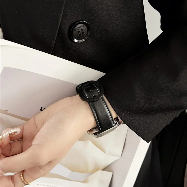 Cinturino in Pelle Texture Crazy Horse con Fibbia Tonda per Apple Watch Series 10 Ultra 9 8 7 SE 6 5 4 3 2 1 46mm 49mm 45mm 44mm 42mm - Marrone Scuro