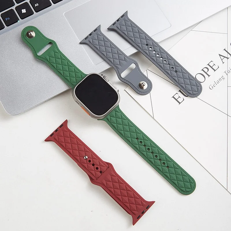 Correa de Silicona para Apple Watch Series 10 Ultra 9 8 7 SE 6 5 4 3 2 1 46mm 49mm 45mm 44mm 42mm Diseño de Rombos - Azul Medianoche