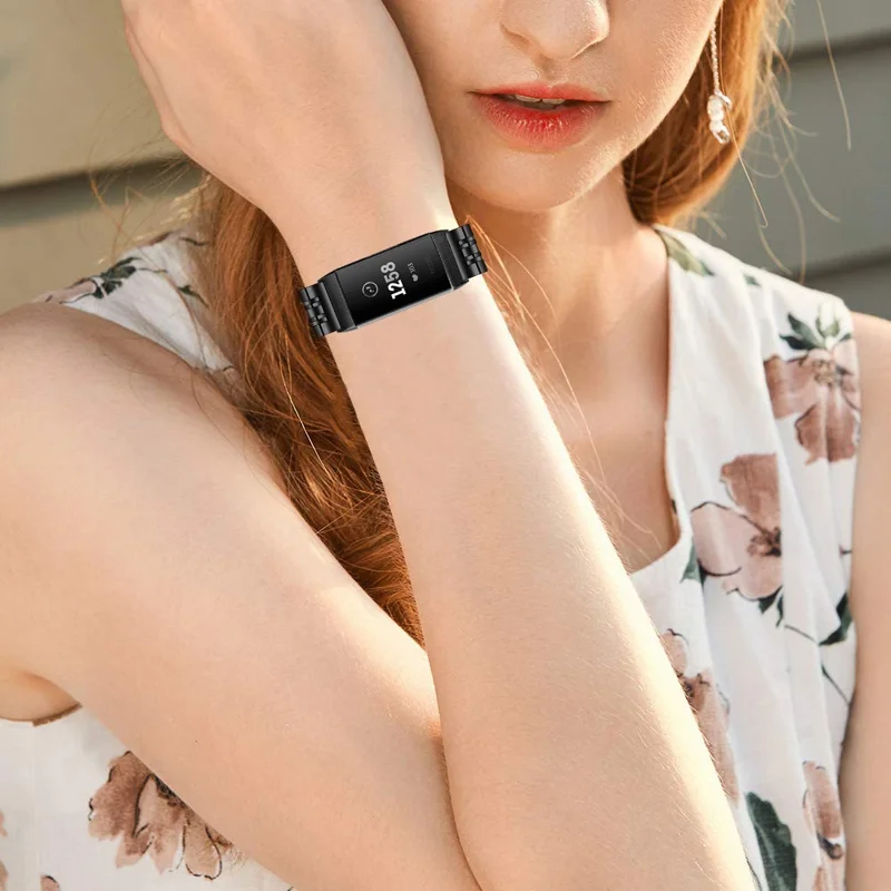 Stainless Steel 7 Beads Wrist Strap Replacement Watch Band for Fitbit Charge 3/4 - Black