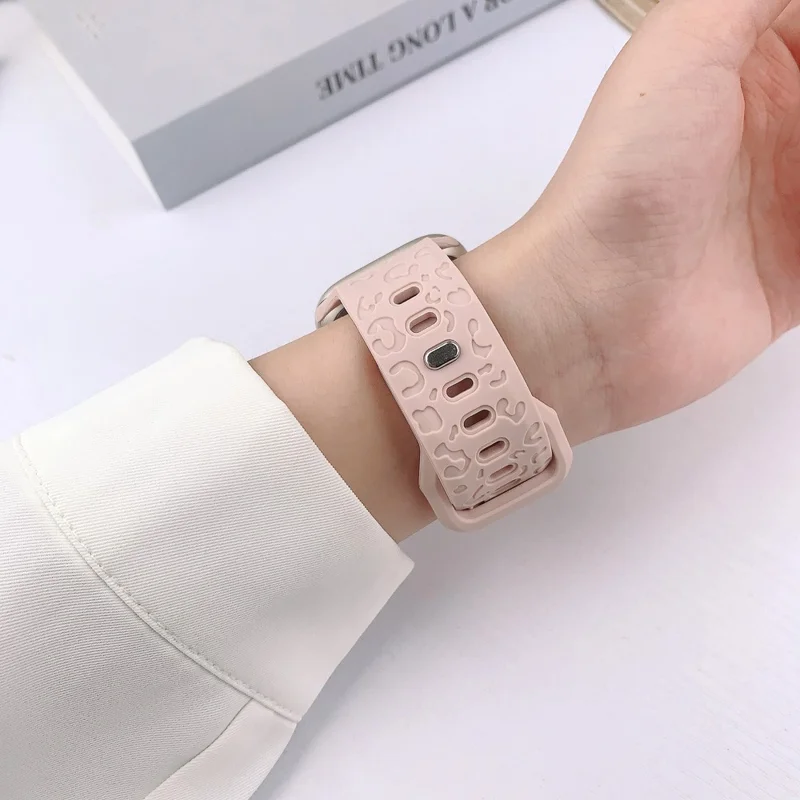 Silicone Band for Apple Watch Series 11 10 42mm / 9 87 41mm / SE3 SE2 SE 6 5 4 40mm / 3 2 1 38mm Concave Leopard Texture Watch Strap - Pink
