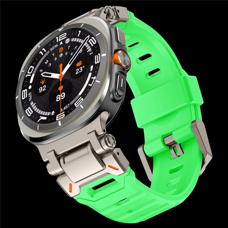Ремешок для Samsung Galaxy Watch Ultra 47мм из фторкаучука с металлическим соединителем - Титановый / Светящийся