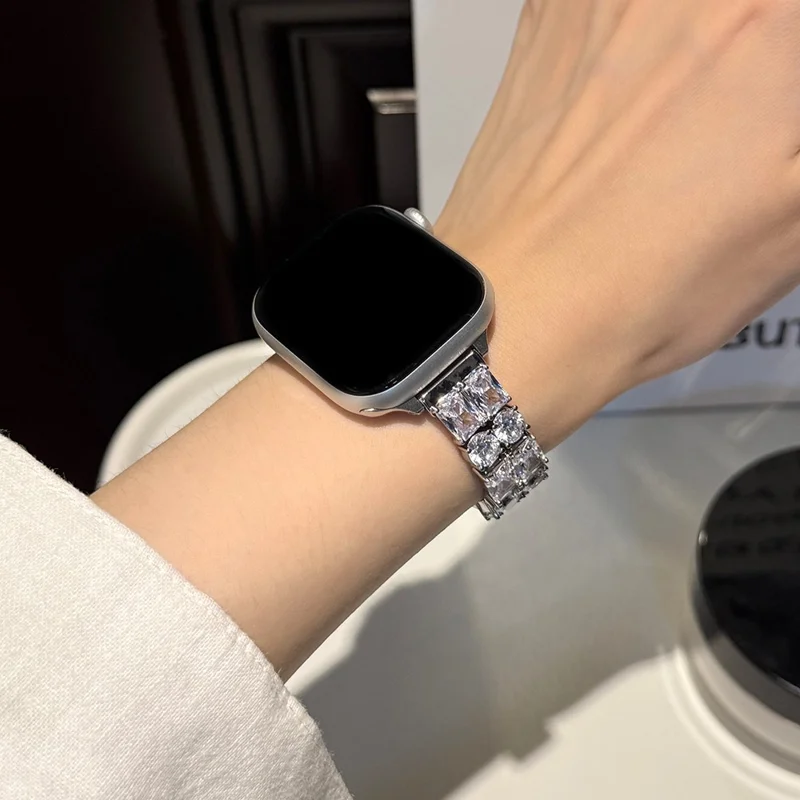 Bracelete para Apple Watch Série 10 9 8 7 SE 6 5 4 3 2 1 42mm 41mm 40mm 38mm Decoração de Zircônia Cobre Pulseira - Prata