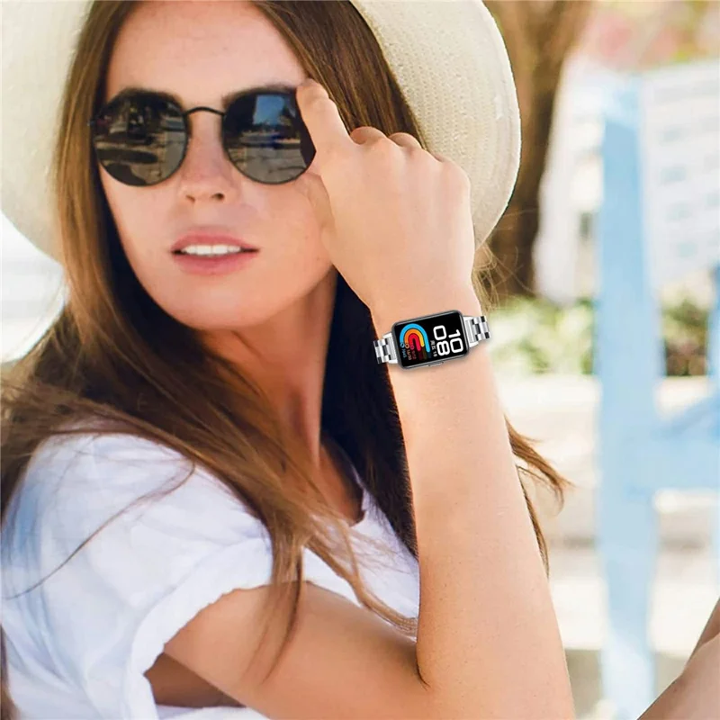 Cinturino per Orologio in Argento per Huawei Band 10 / 9 / 8 in Acciaio Inossidabile a 3 Maglie Metallico