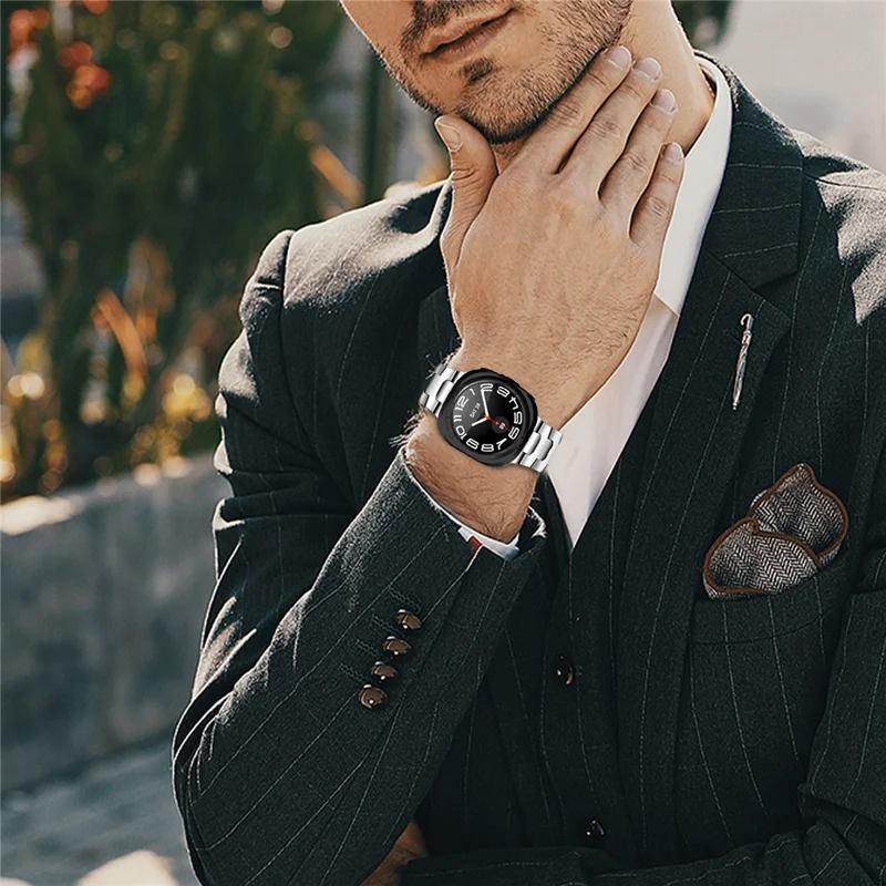 Correa de Repuesto para Samsung Galaxy Watch8 44mm / 40mm / 8 Classic 46mm Banda de Reloj de Acero Inoxidable en Plata con Cierre de Mariposa