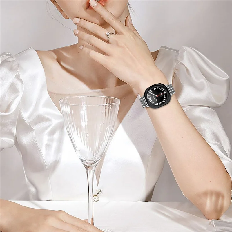 Per Samsung Galaxy Watch Ultra (2025) 47mm Cinturino in acciaio inossidabile argento 7-perline Cinturino per orologio