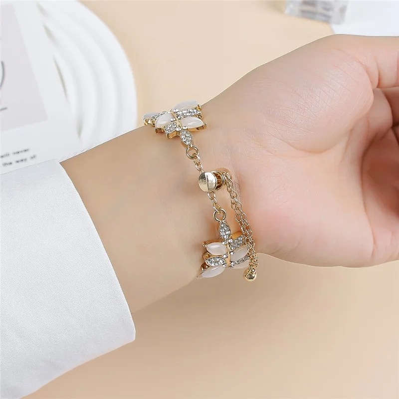 Alloy Watch Band for Apple Watch Series 10 Ultra 9 8 7 SE 6 5 4 3 2 1 46mm 49mm 45mm 44mm 42mm Leaf Style Rhinestone Decor Strap - Gold