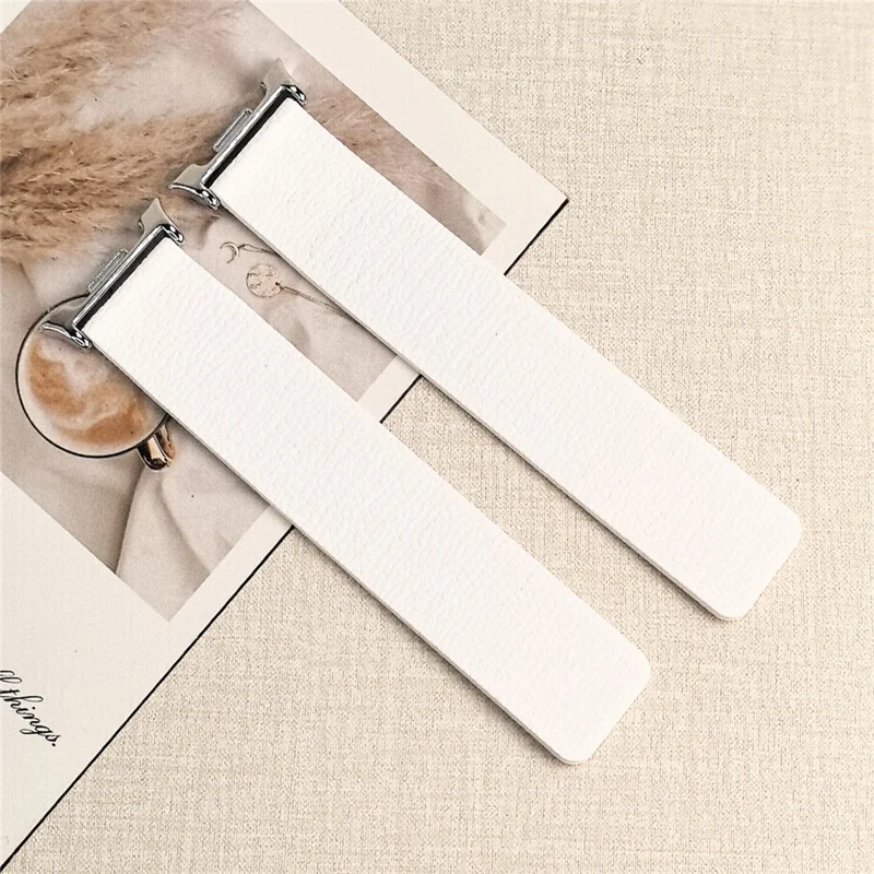 Silicone Band for Samsung Galaxy Watch8 44mm / 40mm / Watch8 Classic 46mm Litchi Texture Magnetic Strap - White