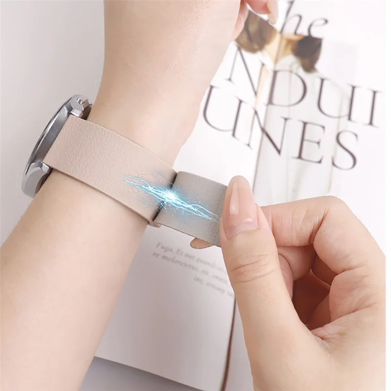 Silicone Band for Samsung Galaxy Watch8 44mm / 40mm / Watch8 Classic 46mm Litchi Texture Magnetic Strap - White