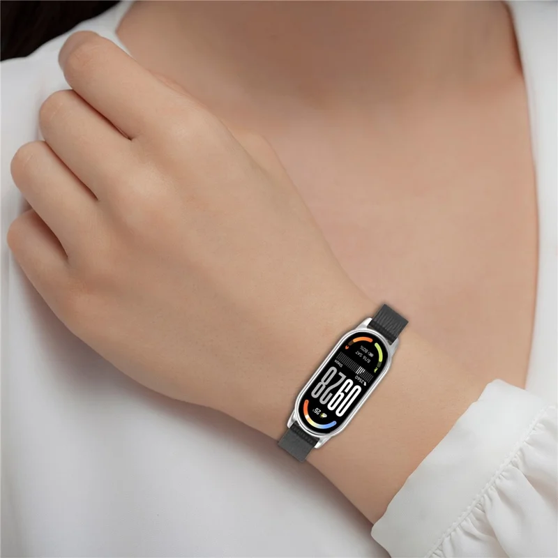 Correa de silicona a rayas para Xiaomi Smart Band 10 / 10 NFC / 9 / 9 NFC / 8 / 8 NFC Banda de reloj magnética - Negro