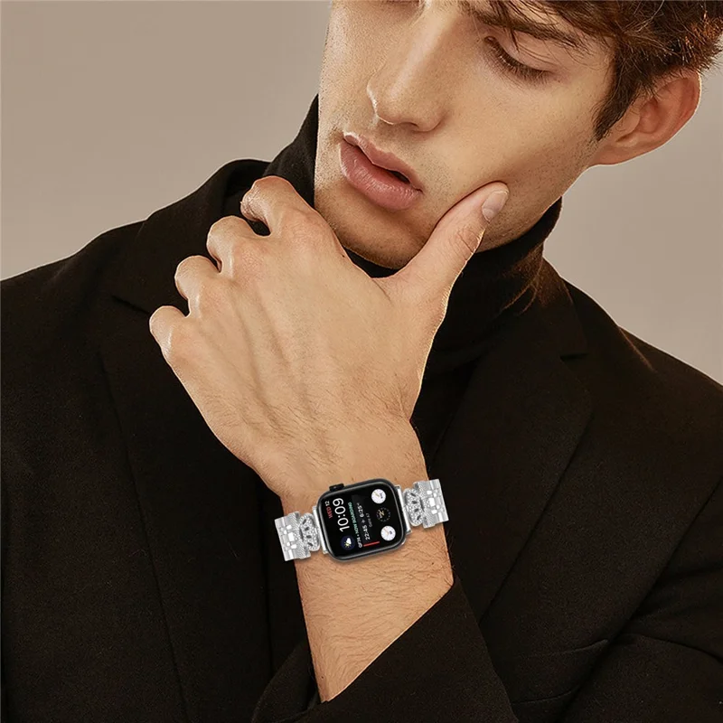 Cinturino per Apple Watch Series 10 Ultra 9 8 7 SE 6 5 4 3 2 1 46mm 49mm 45mm 44mm 42mm con 7 Strass a Corona e Cinturino in Acciaio Inossidabile Argento