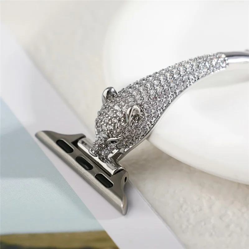 Watch Band For Apple Watch Series 11 10 42mm / 9 8 7 41mm / SE3 SE2 SE 6 5 4 40mm / 3 2 1 38mm Copper + Zircon Leopard Head Strap - Silver