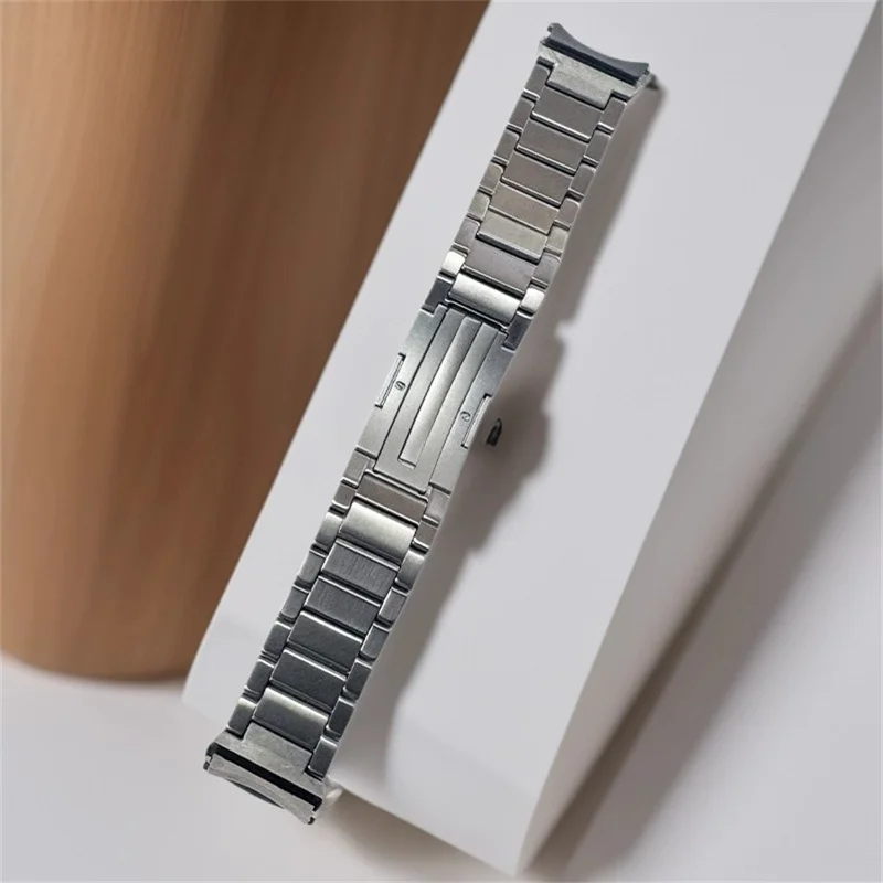 For Huawei Watch 5 46mm Titanium Alloy Watch Band Beveled Three-Bead Buckle Wrist Strap