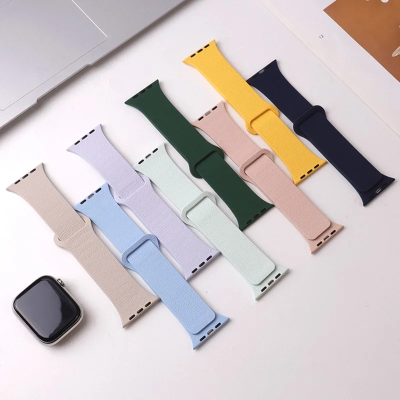 Watch Band For Apple Watch Series 11 10 42mm / 9 8 7 41mm / SE3 SE2 SE 6 5 4 40mm / 3 2 1 38mm Litchi Texture Magnetic Loop Silicone Strap - Rose