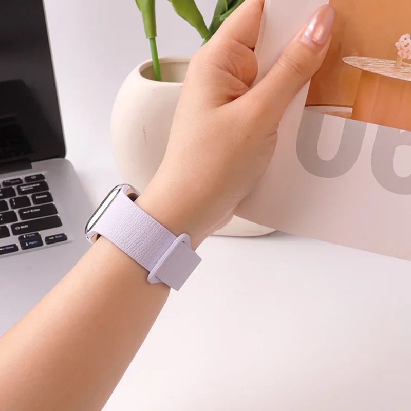 Armband für Apple Watch Series 10 Ultra 9 8 7 SE 6 5 4 3 2 1 46mm 49mm 45mm 44mm 42mm Litschi-Textur Magnetisches Silikonarmband - Blau