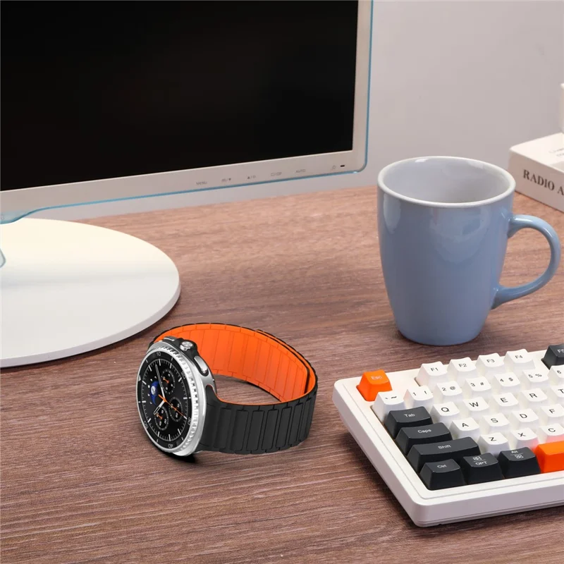 Magnetic Silicone Strap for Samsung Galaxy Watch8 Classic 46mm / Watch8 44mm / 40mm Adjustable Watch Band - Mint Green / Starlight