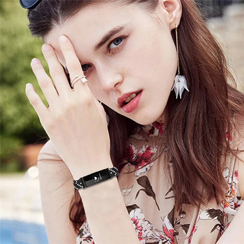 Watch Band For Fitbit Inspire / Inspire 2 / Inspire HR , Drawstring Lock Electroplated Zinc Alloy Rhinestone Decor Bracelet Strap - Black