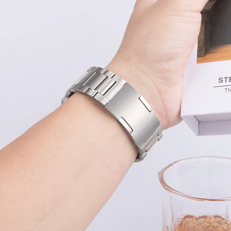 Titanium Alloy Watch Band for Samsung Galaxy Watch8 44mm / 40mm / 8 Classic 46mm Quick Release 3-Section Link Wrist Strap - Silver