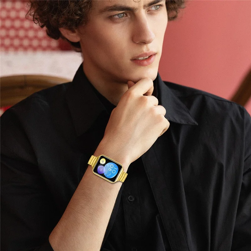 Bat Design Electroplate Color Watch Strap for Xiaomi Smart Band 9 Pro / 8 Pro Stainless Steel Adjustable Band with Folding Clasp - Gold