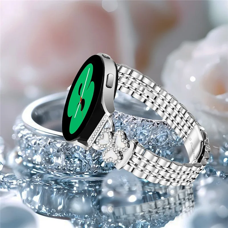 Correia Metálica Prateada com Trevo em Formato de Coração para Huami Amazfit Active / GTR Mini / Bip 3 / 3 Pro / GTS 4 Mini, Design Brilhante com 7 Contas