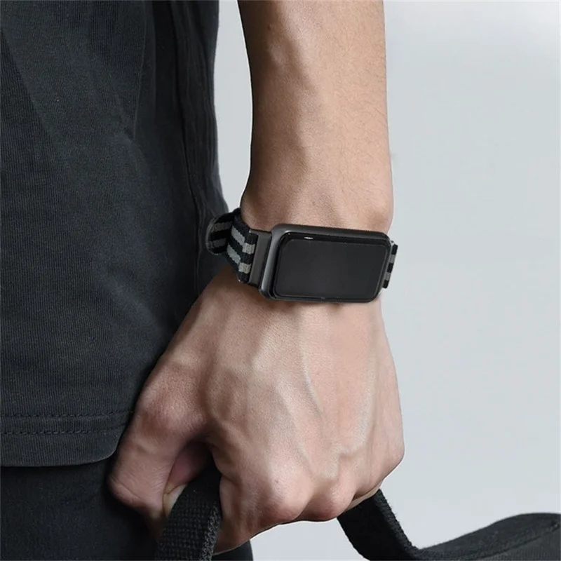 Cinturino in Nylon Intrecciato per Honor Band 10 / 9 con Fibbia a Spinotto - Verde Militare