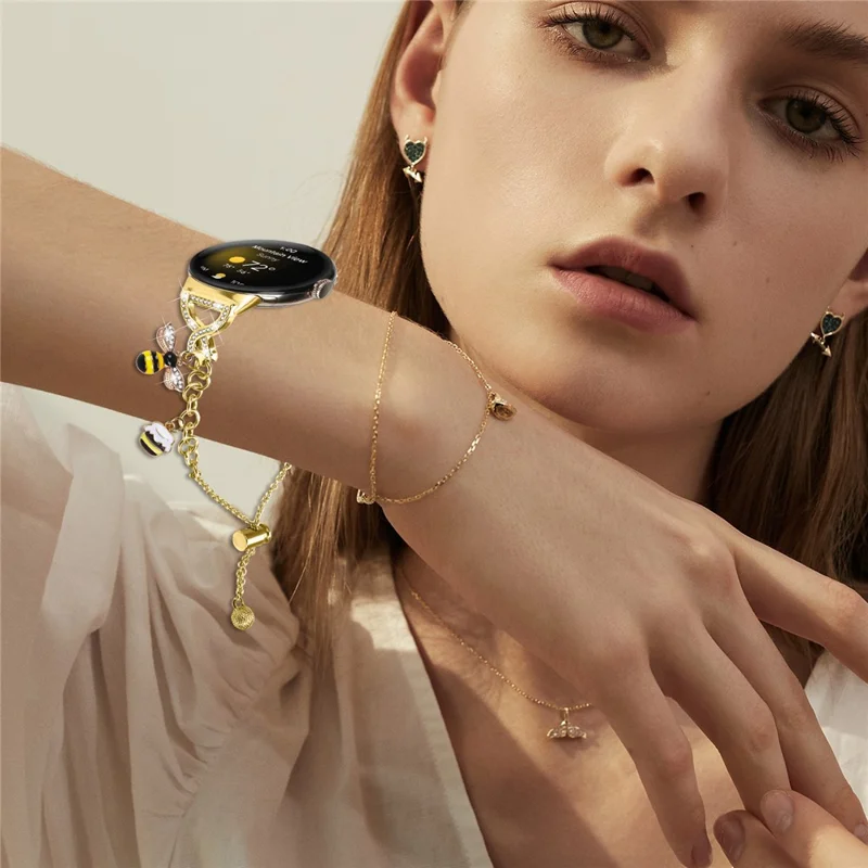 Galvanisiertes Einzelkettenglied-Armband für Google Pixel Watch 4 41 mm / Watch 3 41 mm / Watch 2 / Watch Metall-Schiebe-Armband mit Herz-/Schlüssel-Anhänger – Gold