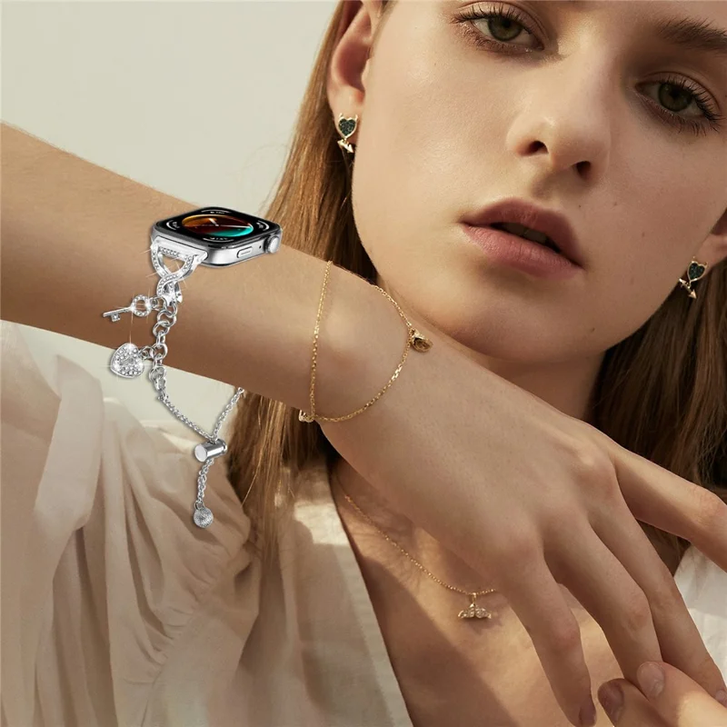 Cinturino per Huawei Watch Fit 3 / Watch 4 / 4 Pro Cinturino in Metallo a Catena Singola di Tipo X Argento con Perle