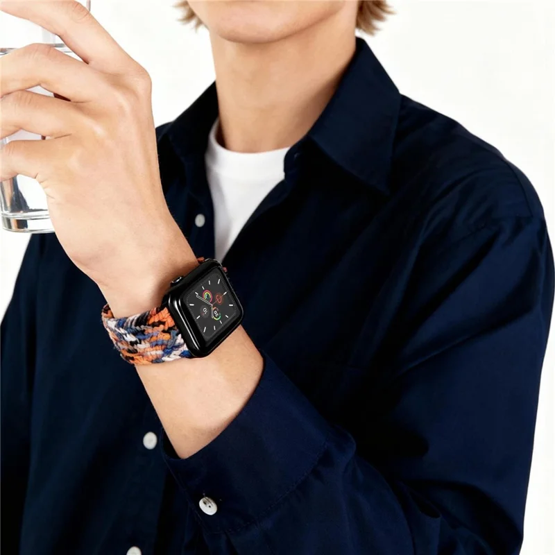 Cinturino Magnetico in Nylon per Apple Watch Ultra 3 2 1 49mm / Series 11 10 46mm / 9 8 7 45mm / SE3 SE2 SE 6 5 4 44mm / 3 2 1 42mm Cinturino Intrecciato Regolabile - Multicolore