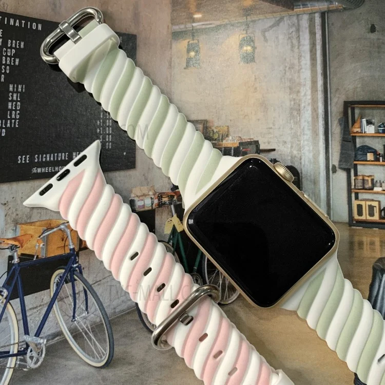 Dual-Color Twisted Silicone Watch Band Adjustable Wrist Strap for Apple Watch Series 10 42mm / 9 8 7 41mm / 6 5 4 SE SE (2022) SE (2023) 40mm / 3 2 1 38mm - Green / White