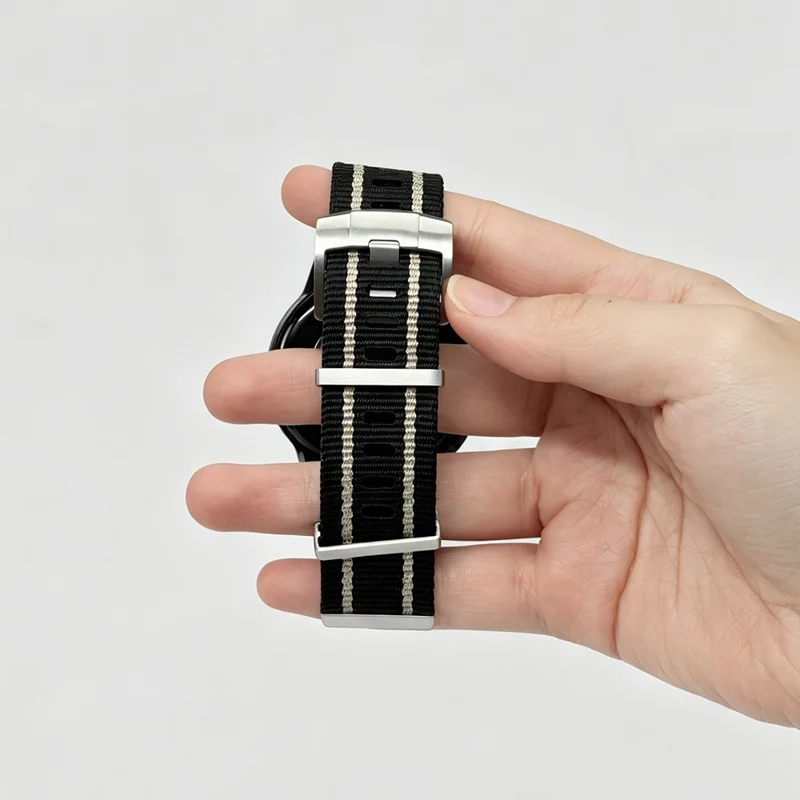 22mm Nylon Strap for Oppo Watch 4 Pro / X3 / X2 / X Breathable Replacement Wristband - Black  /  White