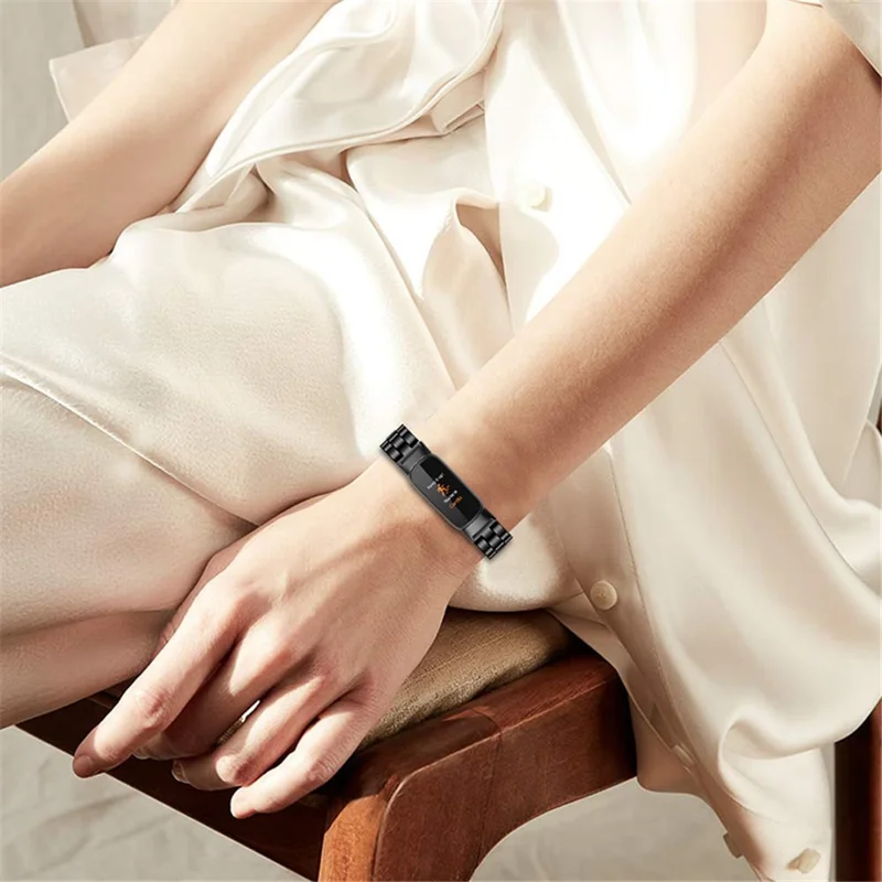 Três Contas de Aço Inoxidável Relógio Inteligente Substituição de Banda Metal Strap For Fitbit Luxe - Preto