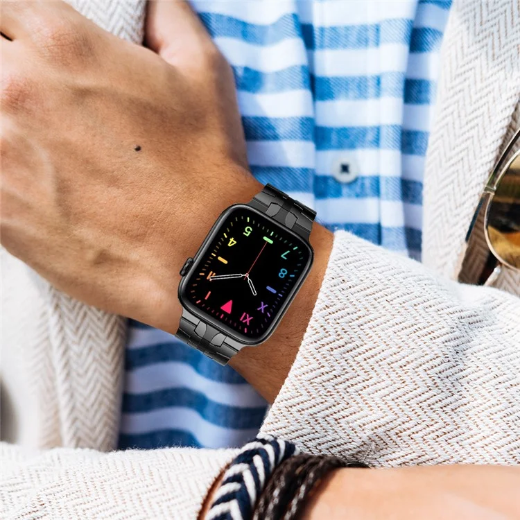 Adjustable Stainless Steel Strap Metal Watchband for Apple Watch Ultra 2 49mm / Series 9 45mm / SE (2023) 44mm / Ultra 49mm / Series 8 45mm / 7 45mm / Watch Series 6 / SE 44mm / SE (2022) 44mm / 5 / 4 44mm / Watch Series 3 / 2 / 1 42mm - Black