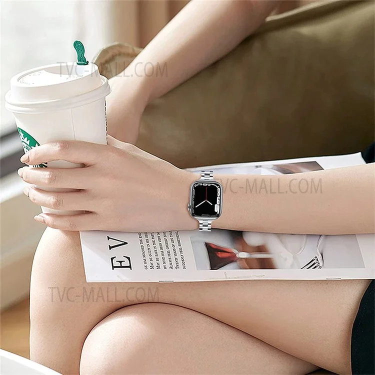 Smartwatch-Armband aus Edelstahl mit 3 Perlen und Doppelfaltschließe für Apple Watch Series 10 46mm / Ultra 2 Ultra 49mm / 9 8 7 45mm / SE (2023) SE (2022) SE 6 5 4 44mm / 3 2 1 42mm - Silber