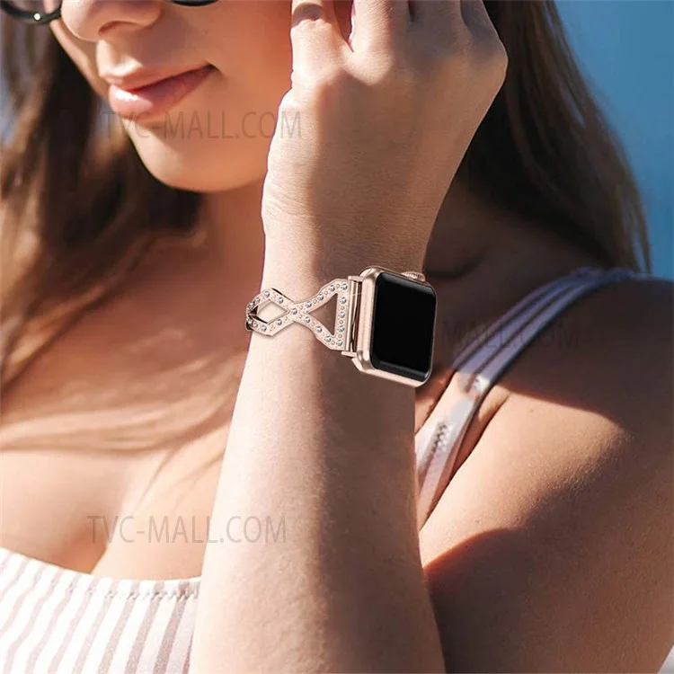 Rhinestone Stainless Steel Metal Watch Band Bracelet Strap Replacement for Apple Watch Ultra 2 49mm / Series 9 45mm / SE (2023) 44mm / Ultra 49mm / Series 8 45mm / 7 45mm / SE 44mm / SE (2022) 44mm / Series 6 / 5 / 4 44mm / Series 3 / 2 / 1 42mm - Retro Gold